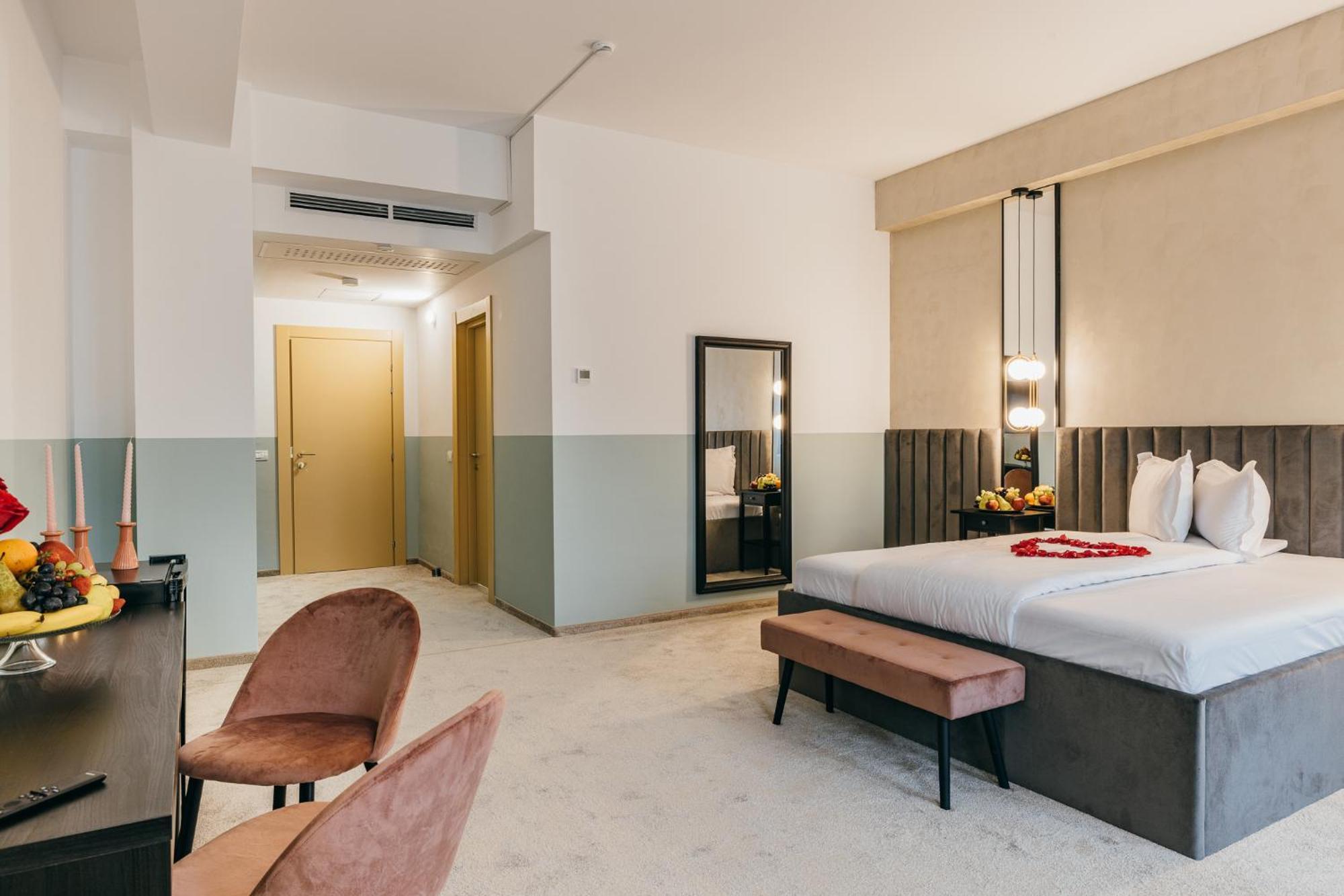 Hotel Agora Mures 3*