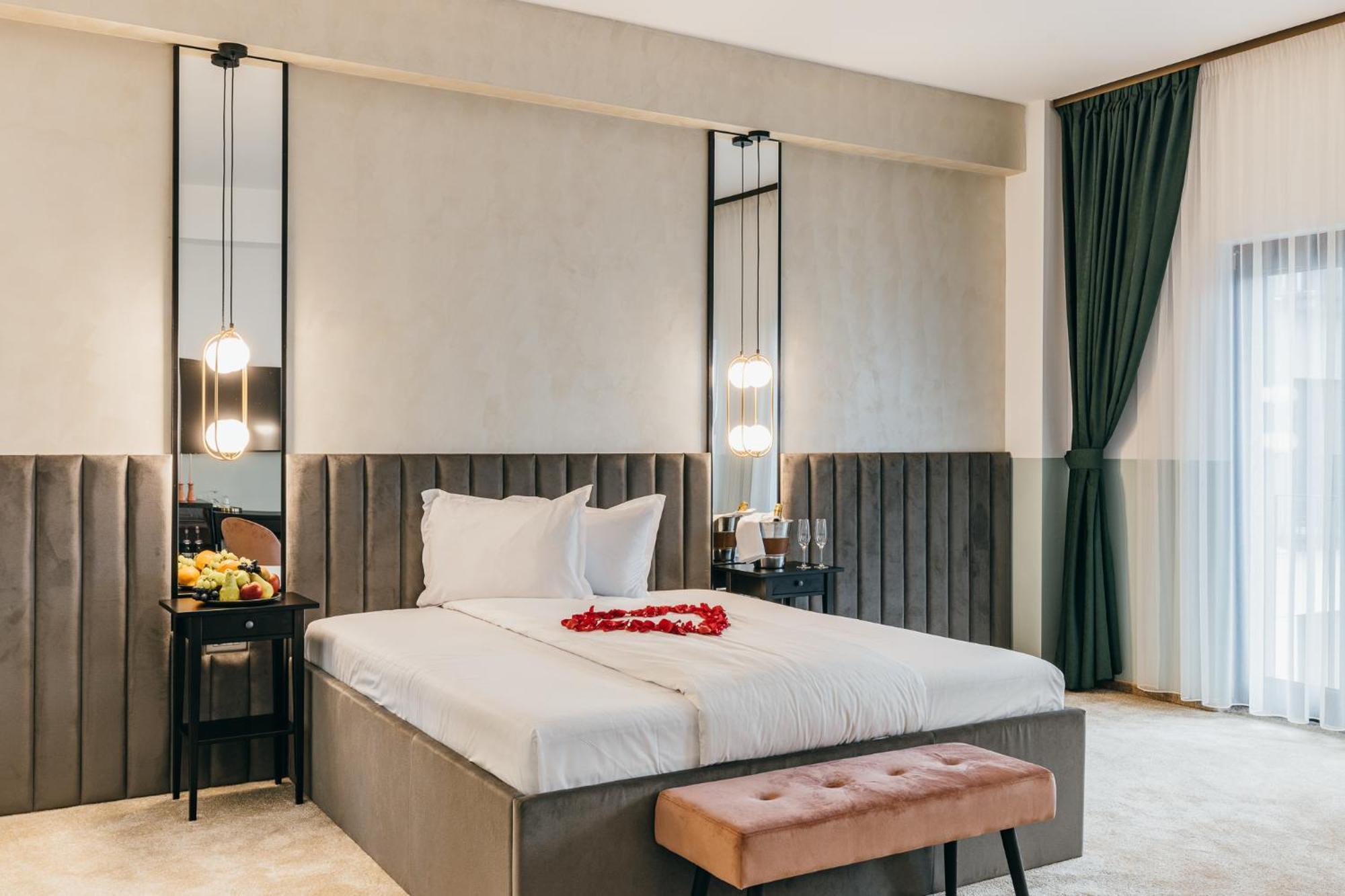 Agora Mures Hotel 3*