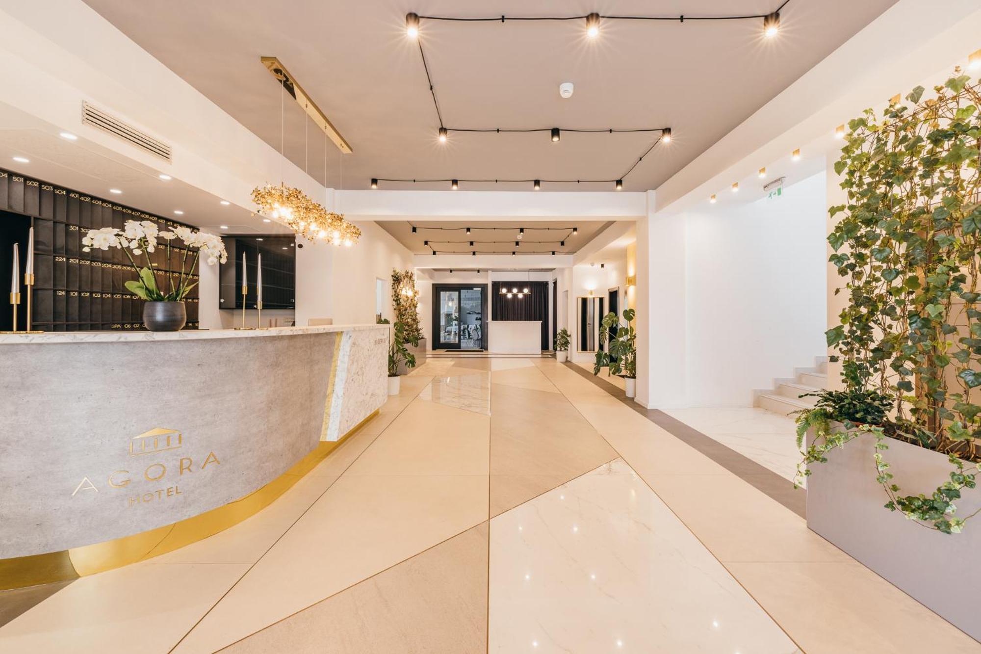 Hotel Agora Mures 3*